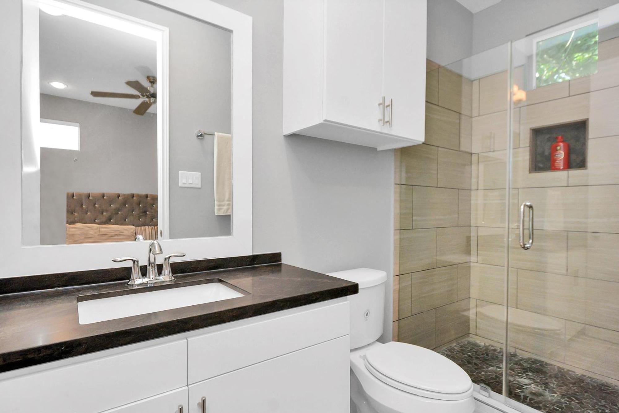N-E-G Skai Midtown Of Houston Villa Exterior photo